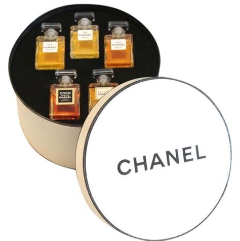 chanel parfum rond|Chanel perfume.